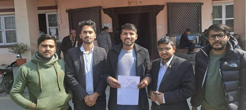 सामुदायिक विद्यालयले कुनै पनि शीर्षकमा शुल्क लिन मिल्दैन : सर्वोच्च अदालत