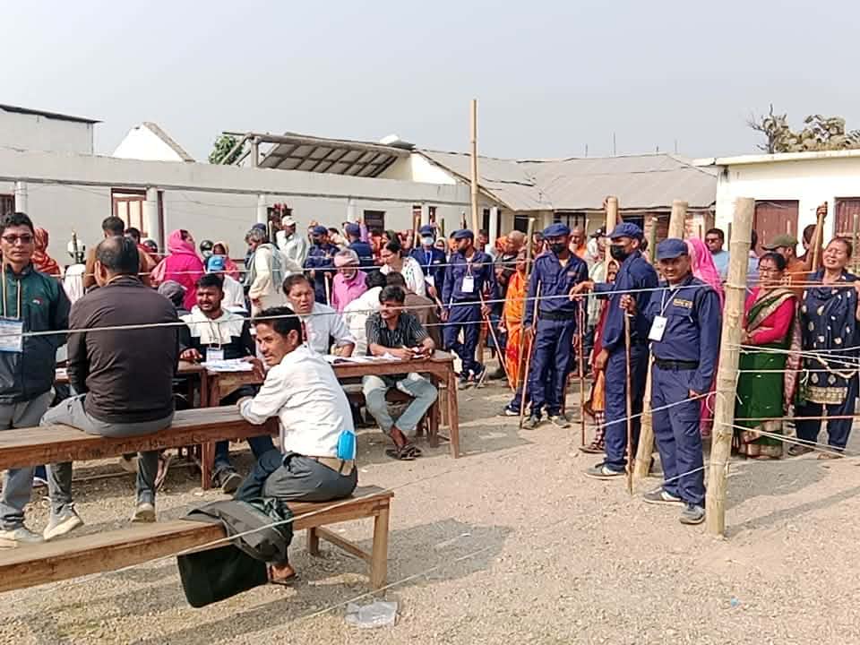 महोत्तरीको बर्दिवासमा विवादपछि मतदान प्रक्रिया स्थगित