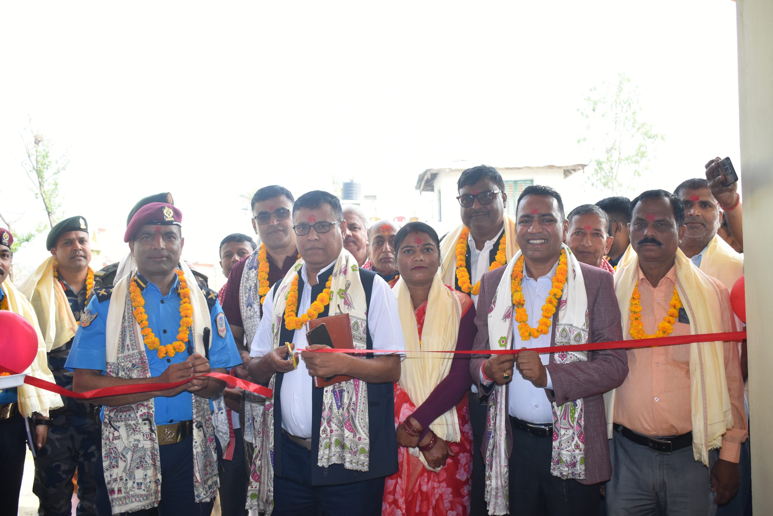 मटिहानीमा प्रहरी चौकीको नयाँ प्रशासनिक भवन उद्घाटन