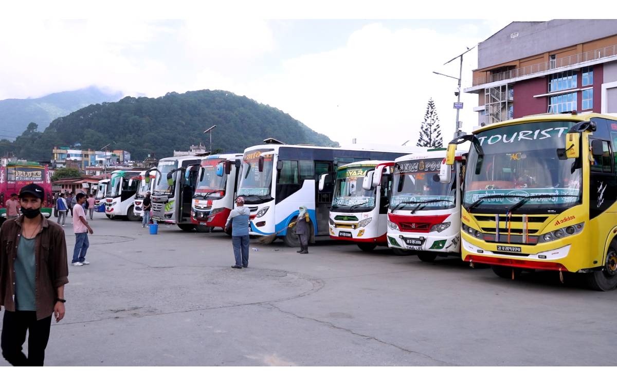 आज राति १२ बजेदेखि अतिआवश्यक सेवाबाहेक सबै सवारी सञ्चालनमा रोक 