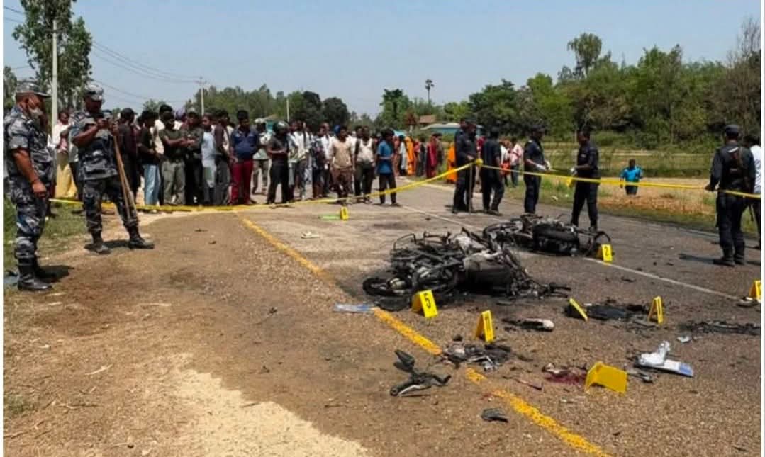 महोत्तरीमा सवारी दुर्घटना: तीन जनाको जलेर मृत्यु, तीन घाइते