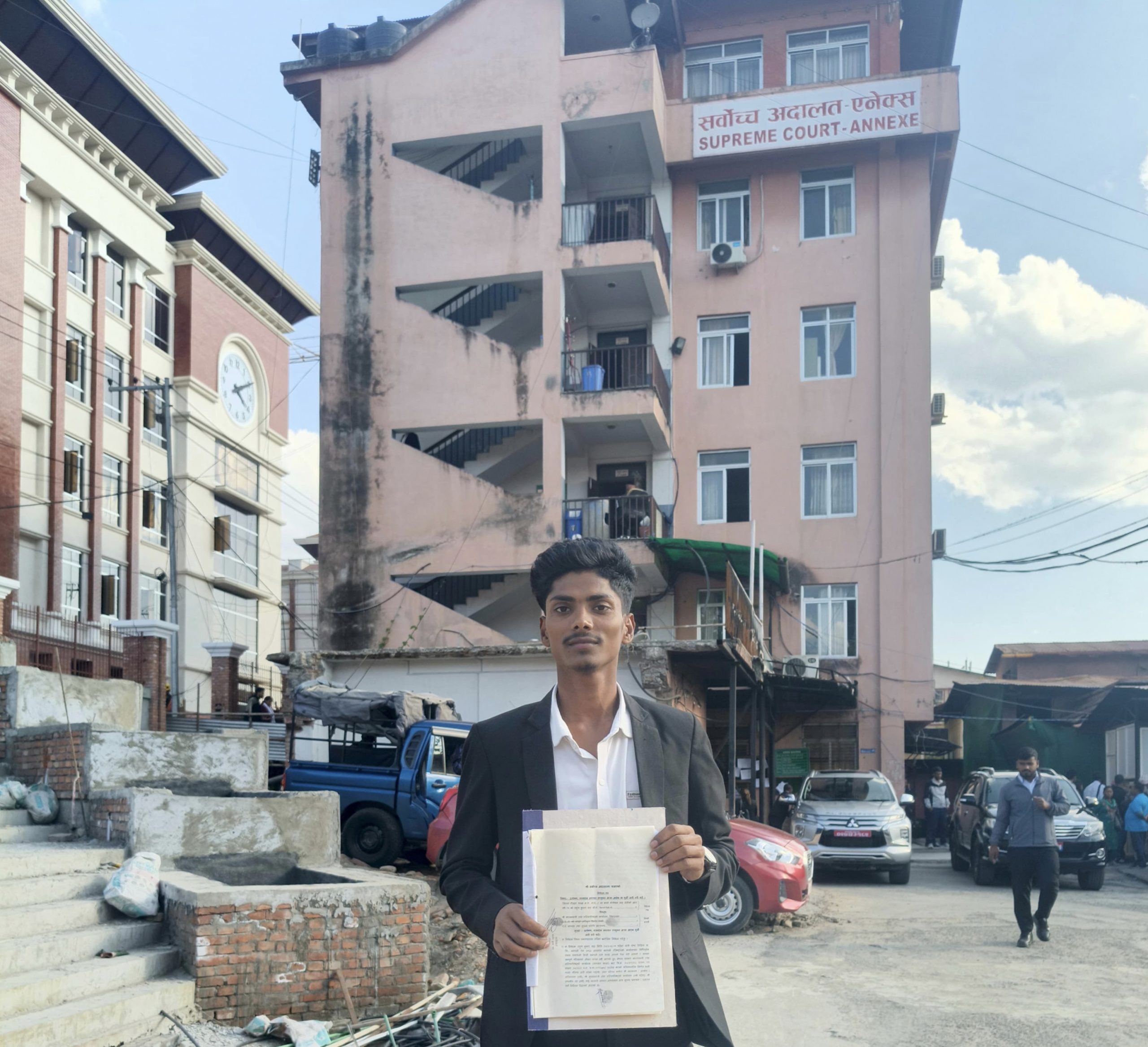 सरकारी विज्ञापन नीतिविरुद्ध सर्वोच्चमा रिट, निजी सञ्चारमाध्यम धरापमा पर्ने दाबी