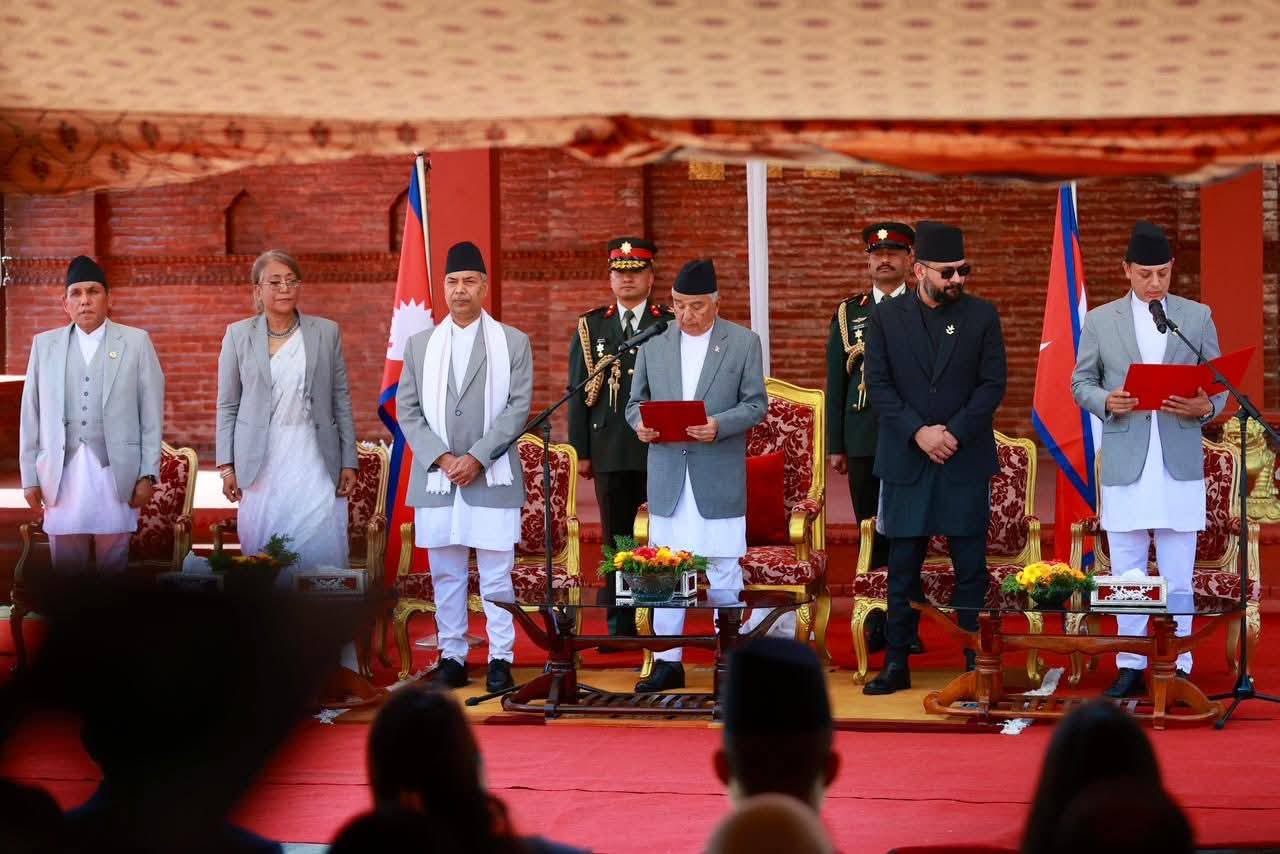 सभामुख अर्यालद्वारा राष्ट्रपतिसमक्ष पद तथा गोपनीयताको शपथ ग्रहण