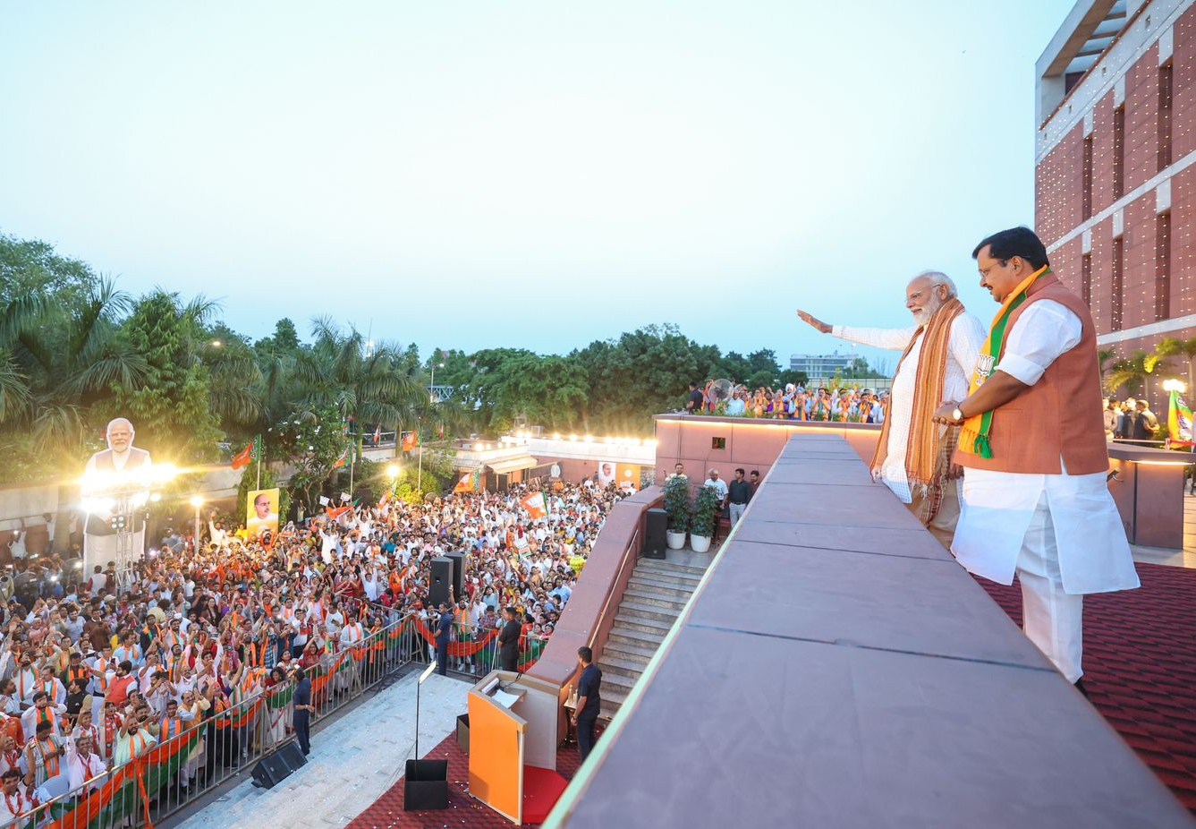कम्युनिस्ट मुक्त भयो भारत, पश्चिम बंगालमा पहिलोपटक फक्रियो कमल