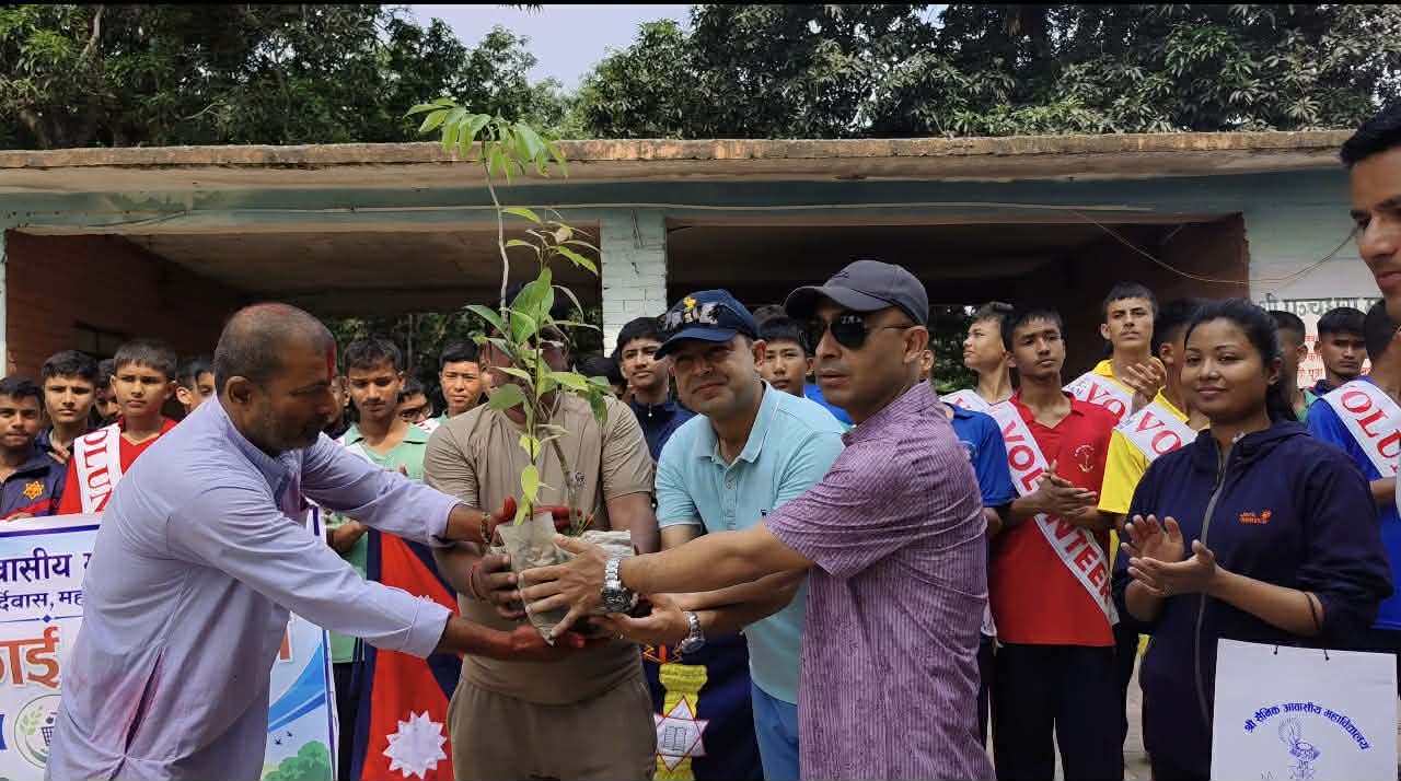 पाँचौँ वार्षिकोत्सव – २०८३ को अवसरमा सैनिक आवासीय महाविद्यालयद्वारा  सरसफाइ कार्यक्रम सम्पन्न