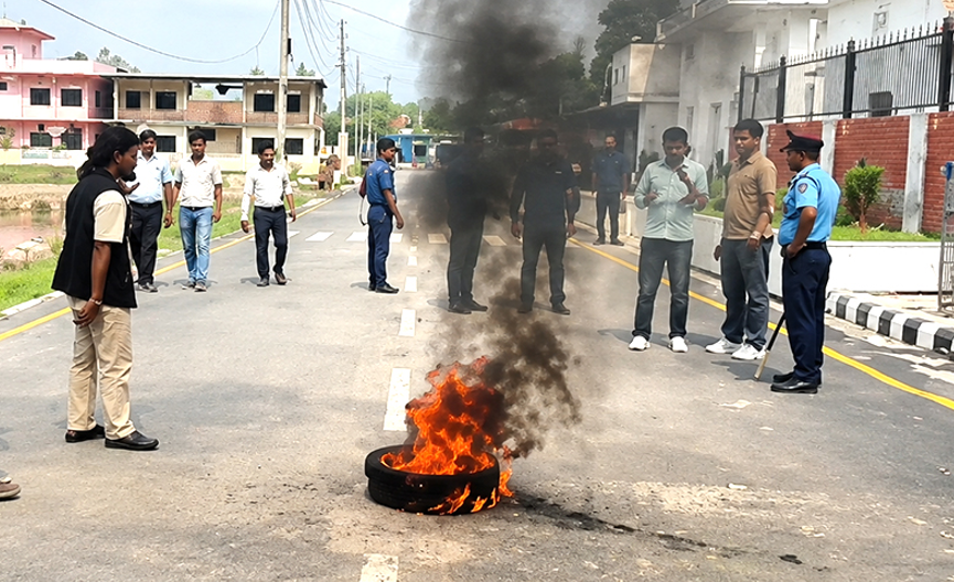कमला पुललाई बेवास्ता गरेको आरोप, प्रदेश सरकारविरुद्ध प्रदर्शन