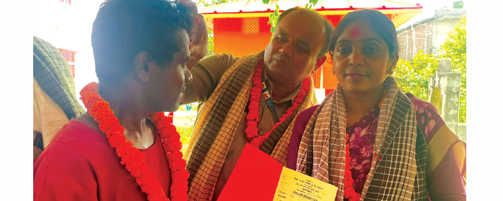 चौतिस परिवारको हातमा लालपुर्जा