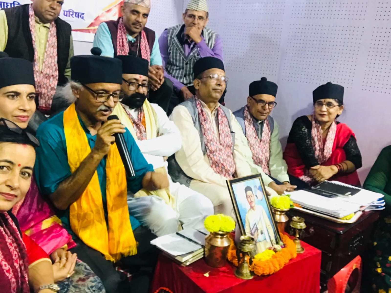 भानुजयन्तीमा छवि वैरागी घिमिरे आधुनिक साहित्य रत्नबाट सम्मानित