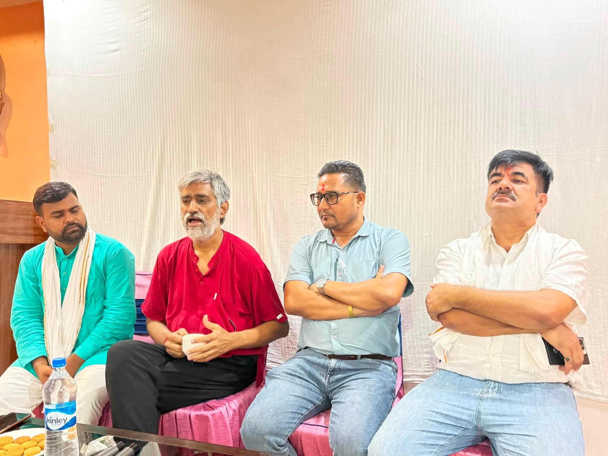 प्रेस युनियन महोत्तरीको अधिवेशनपूर्व पत्रकारसँग सामूहिक छलफल