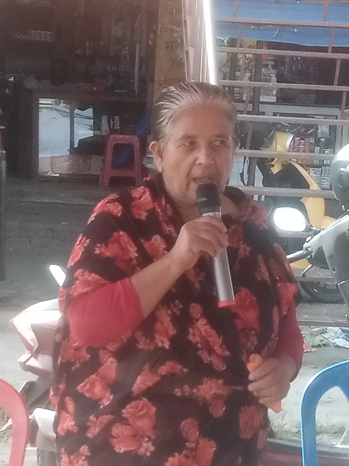 महिलाहरू पछि हटेर होइन, डटेर अगाडि बढ्नुपर्नेमा जोड