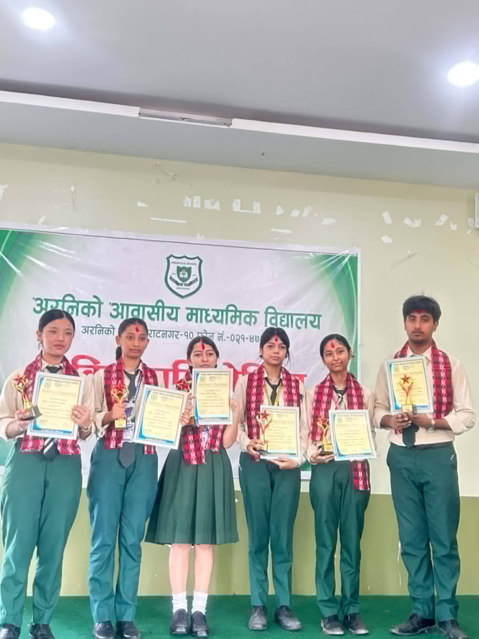 ४२ प्रतिस्पर्धीलाई उछिन्दै कक्षा ९ की आरोही प्रथम