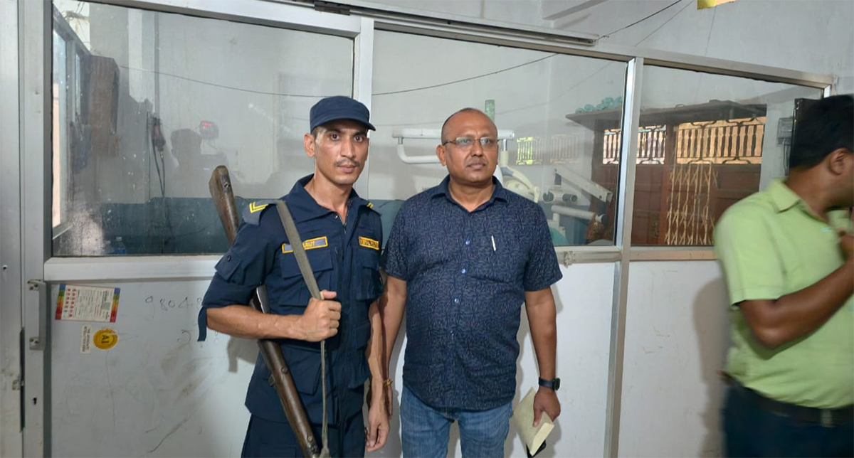 काउन्सिलको टोली अनुगमन गर्न खोज्दा डेन्टल क्लिनिक बन्द गरेर सञ्चालकहरू फरार