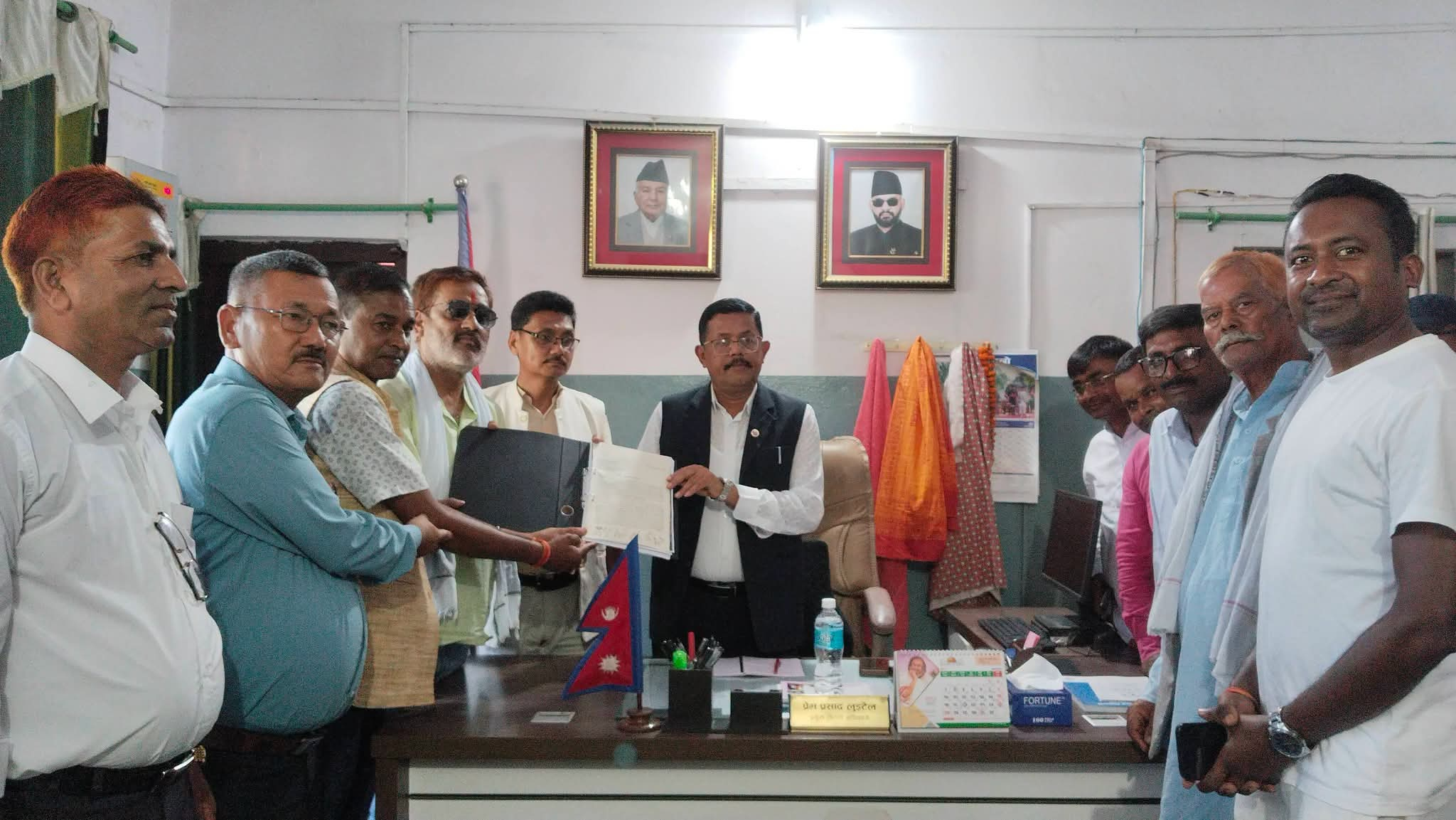 ढल्केबरको ट्रमा सेन्टर अन्यत्र सार्ने तयारीप्रति विरोध, प्रधानमन्त्रीलाई ज्ञापनपत्र