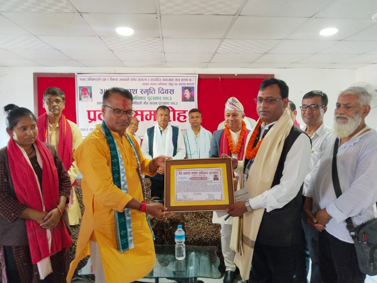 विभेदविरुद्धको यात्रालाई सम्मान : राजु पासवानलाई बैद्य–प्रकाश मानव अधिकार पुरस्कार