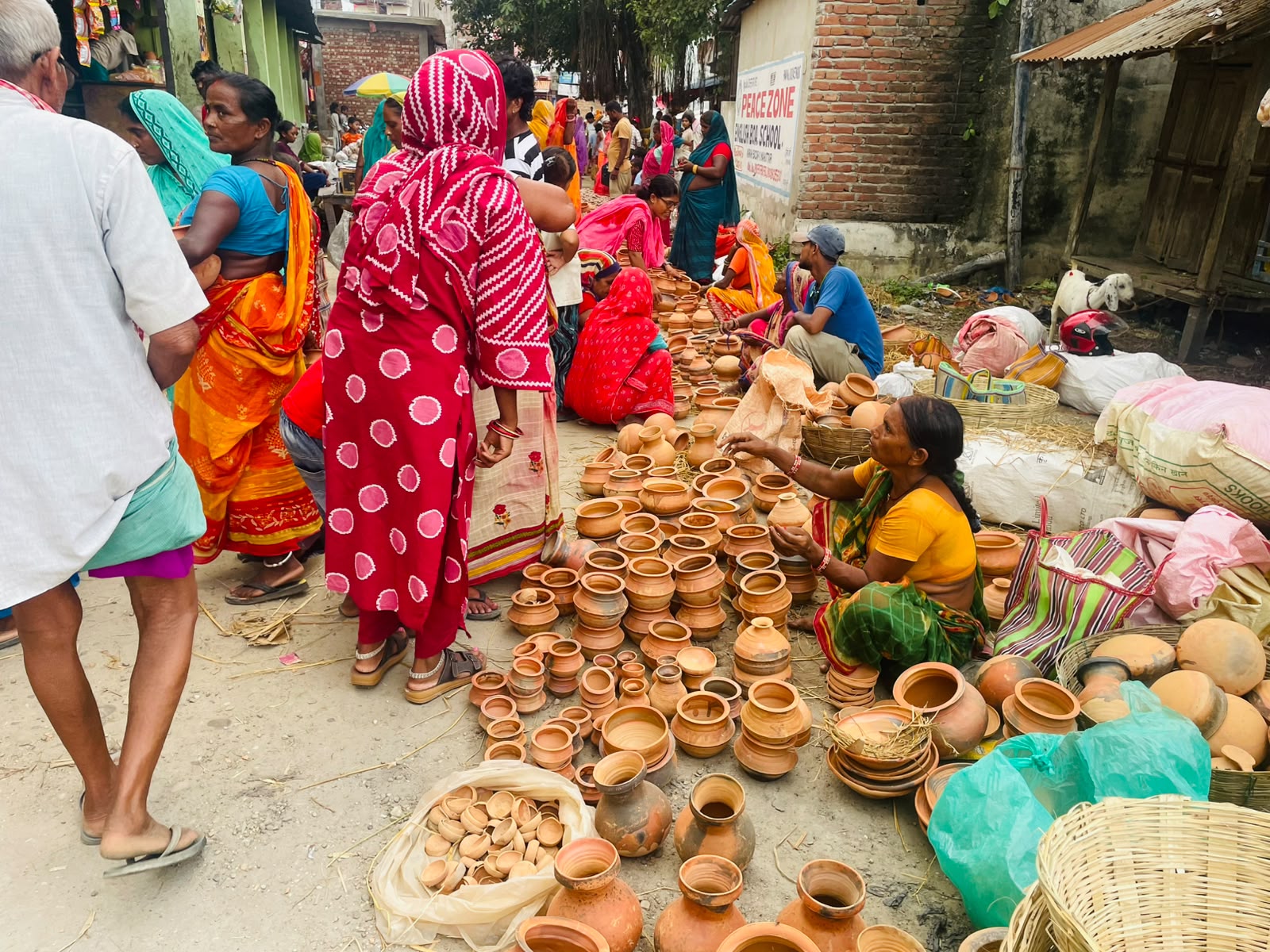 चाडपर्वले जोगाउँदै कुम्हालेको परम्परागत पेसा