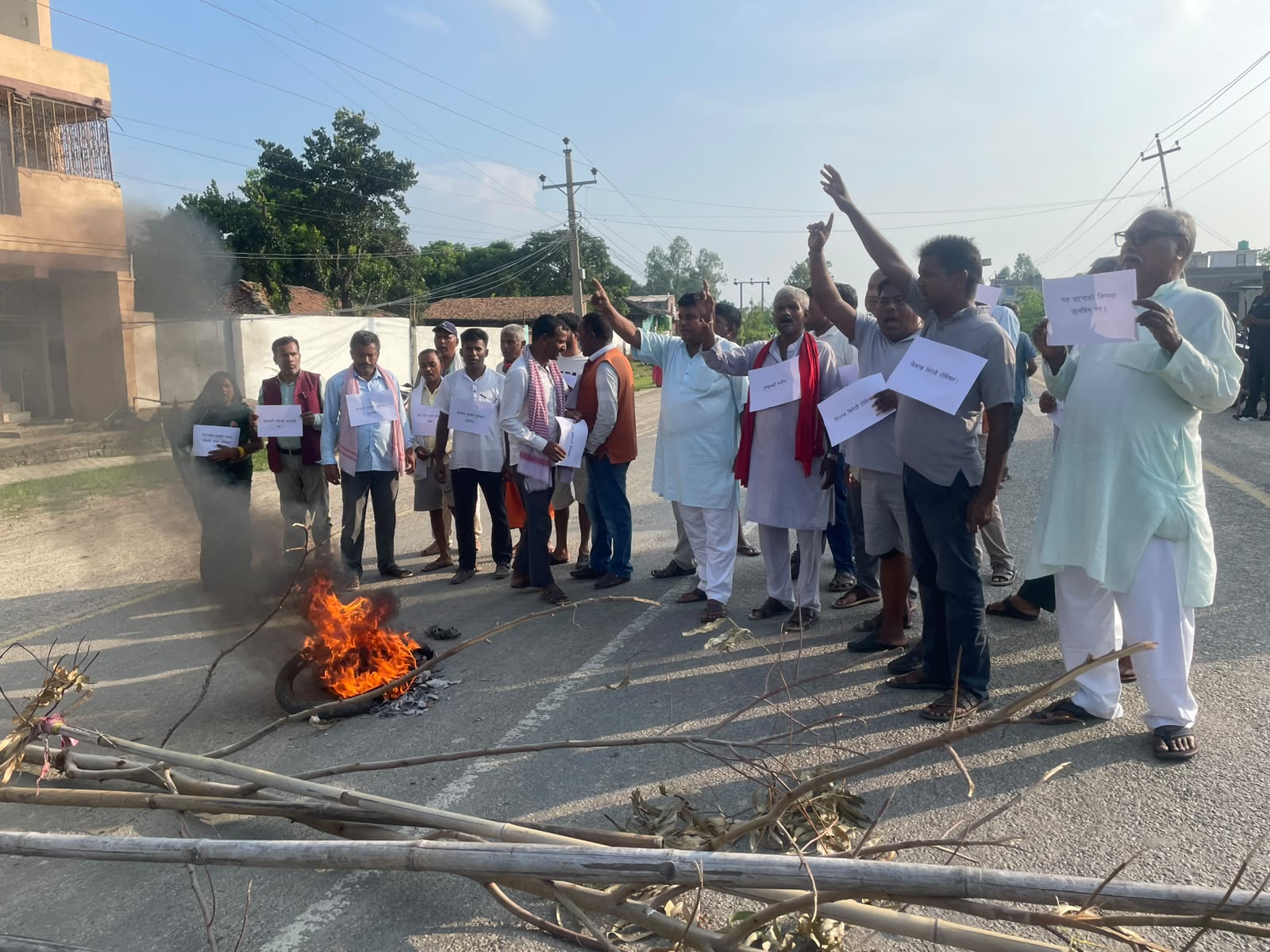 नगर प्रमुखमाथि कार्यकक्षमै हातपात: दोषीमाथि कारबाही गर्न जसपा नेपाल औरही नगर समितिको माग
