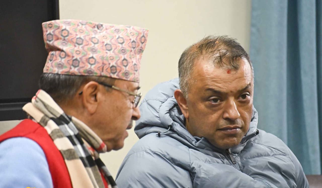 महाधिवेशन कार्यतालिका स्थगन गरी देउवासँग वार्ता गर्न गगनलाई पूर्णबहादुरको आग्रह