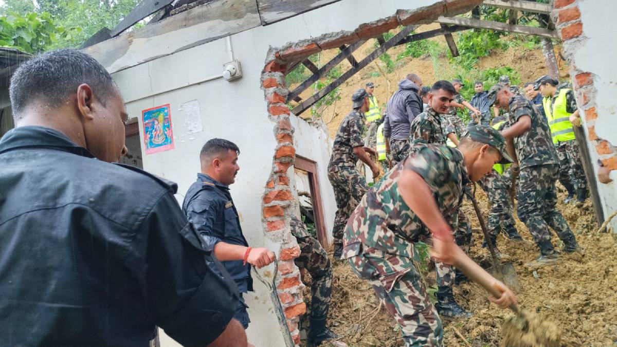 पछिल्लो २४ घण्टामा देशभर बाढी पहिरोमा मृत्यु हुनेको संख्या १२ पुग्यो,७ जना बेपत्ता